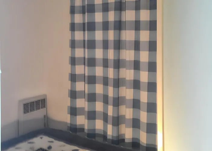 Appartement Avec Piscine Partagee A
