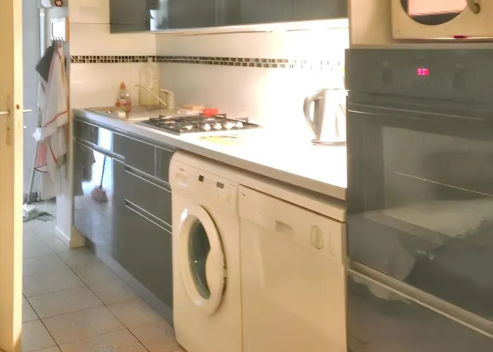 Avec Piscine Partagee A * 아그