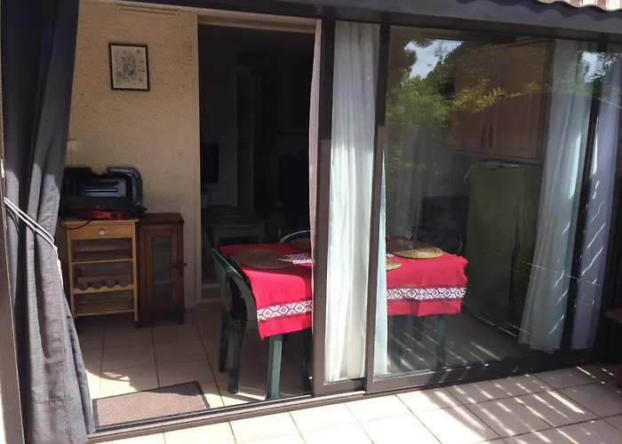 아파트 Avec Piscine Partagee A